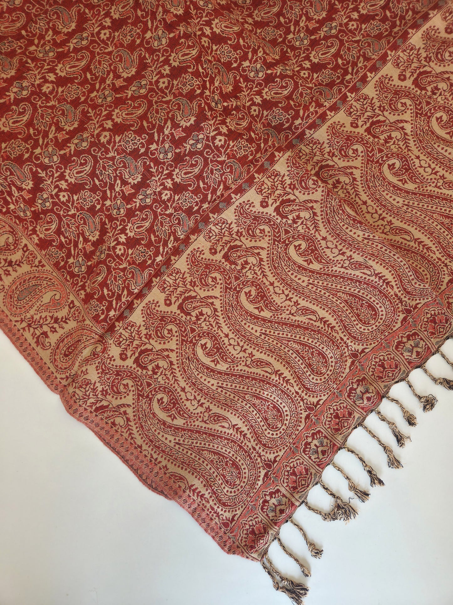 Zar-e-Laal Pashmina Hijab